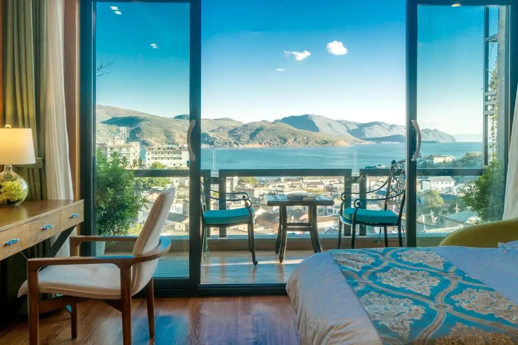 Дали: Yin Yu Dali Shuanglang Erhai Guan Xing View Inn