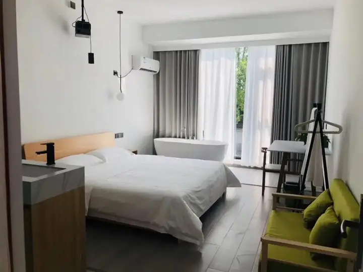 Цзясинь: Wuzhen Beyond Cloud Bontique Inn