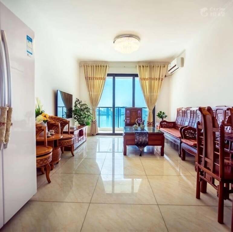 Санья: Sanya Sea View Holiday Apartment