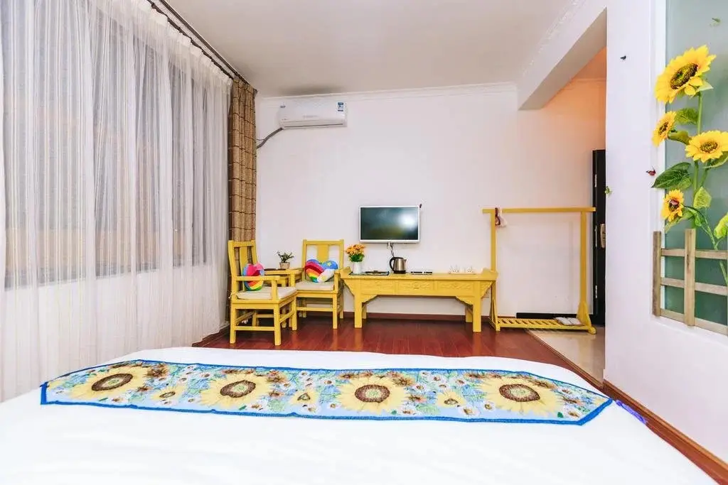 Дали: Homelife Theme Inn Dali
