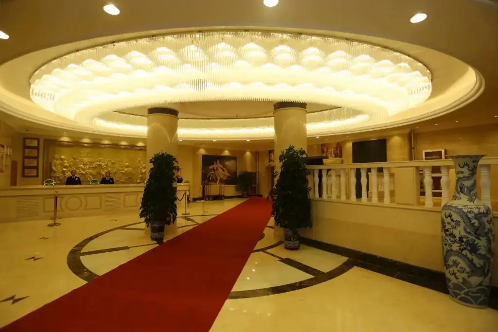 Хух-Хото: Vienna Hotel Inner Mongolia Hohhot Railway Station Gongzhufu Metro Station