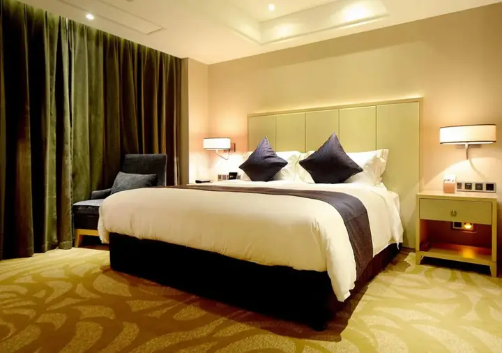 Циндао: Sky World Hotel Qingdao