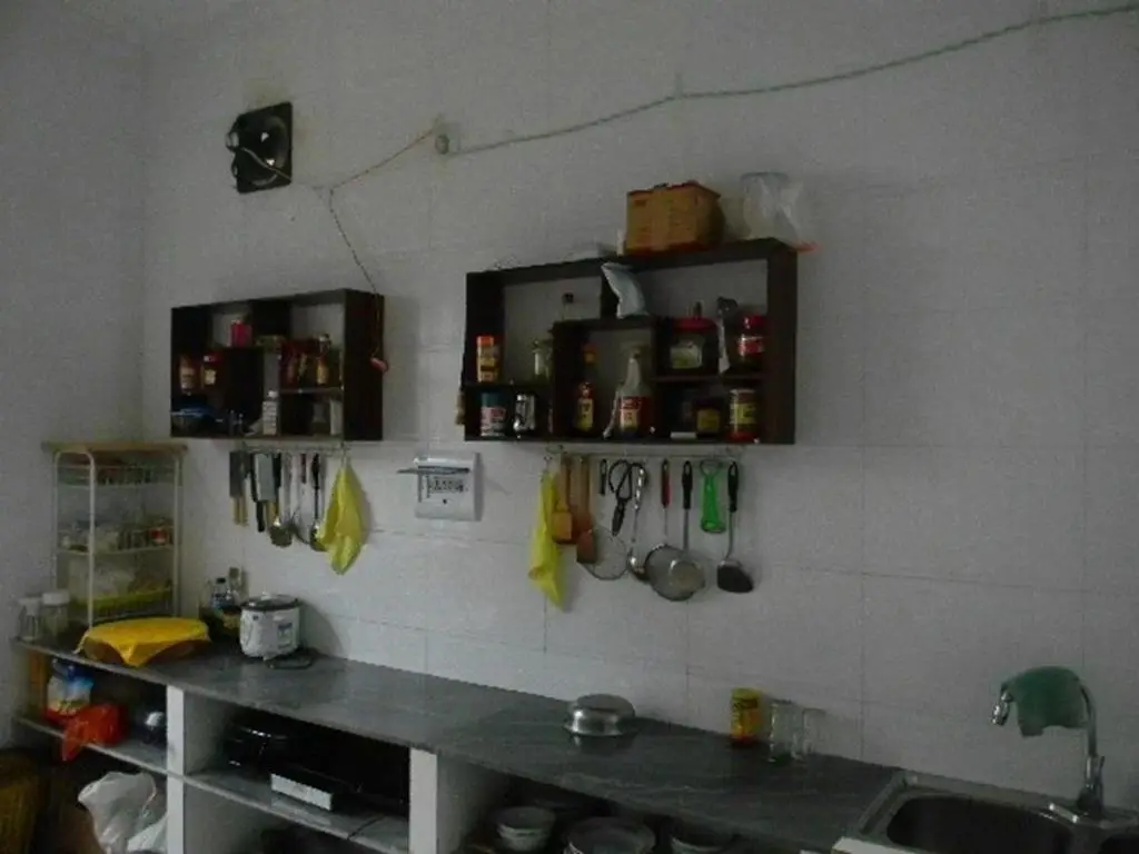 Дали: Dali 5060 Hostel