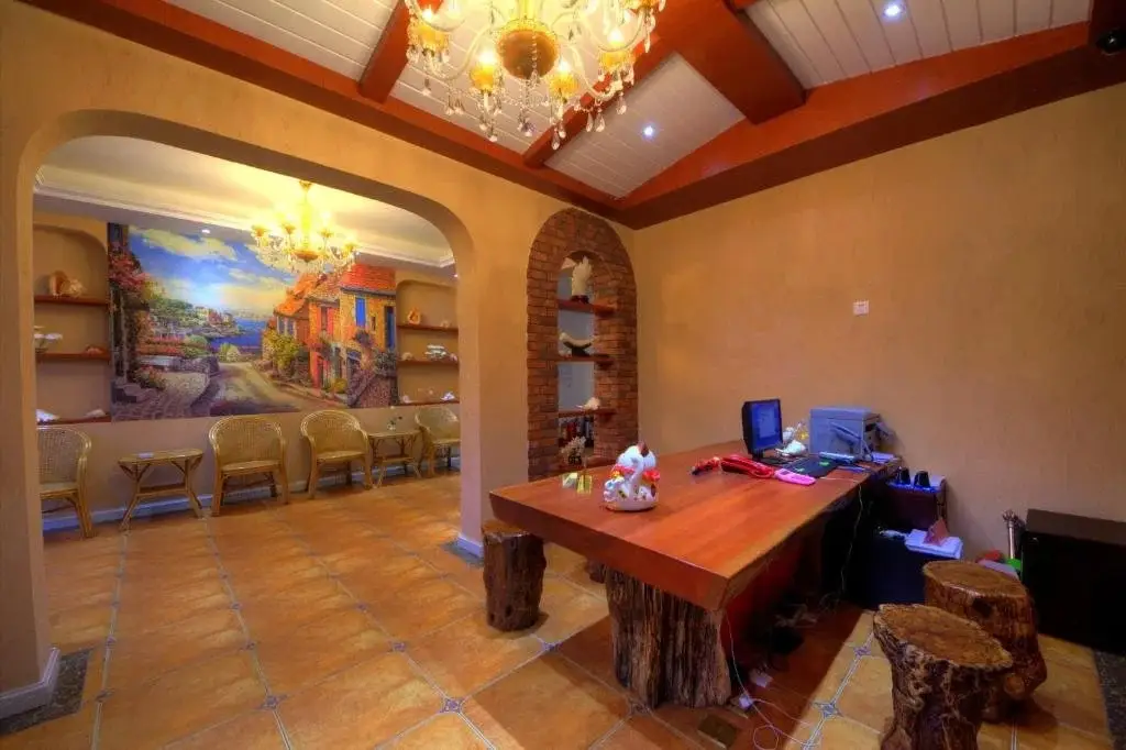 Циньхуандао: Qinhuangdao Youjian Sea Holiday Inn