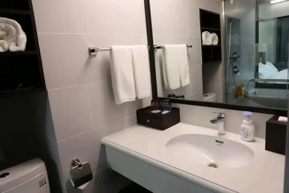 Далянь: Dalian Royal Hotel
