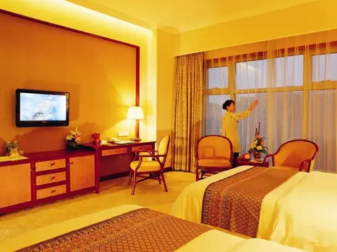 Dolton Changsha Spa Hotel — фото 1