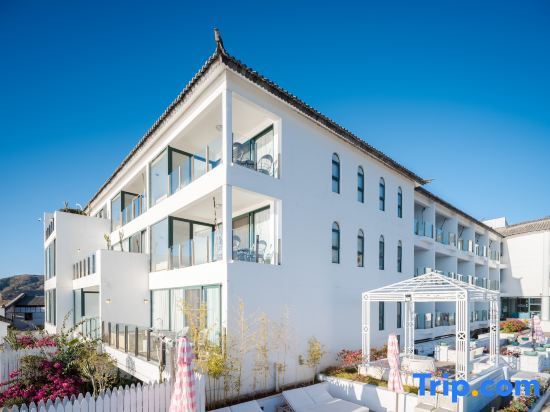 Дали: Dali Sealily Erhai Peninsula Honeymoon Boutique Hotel
