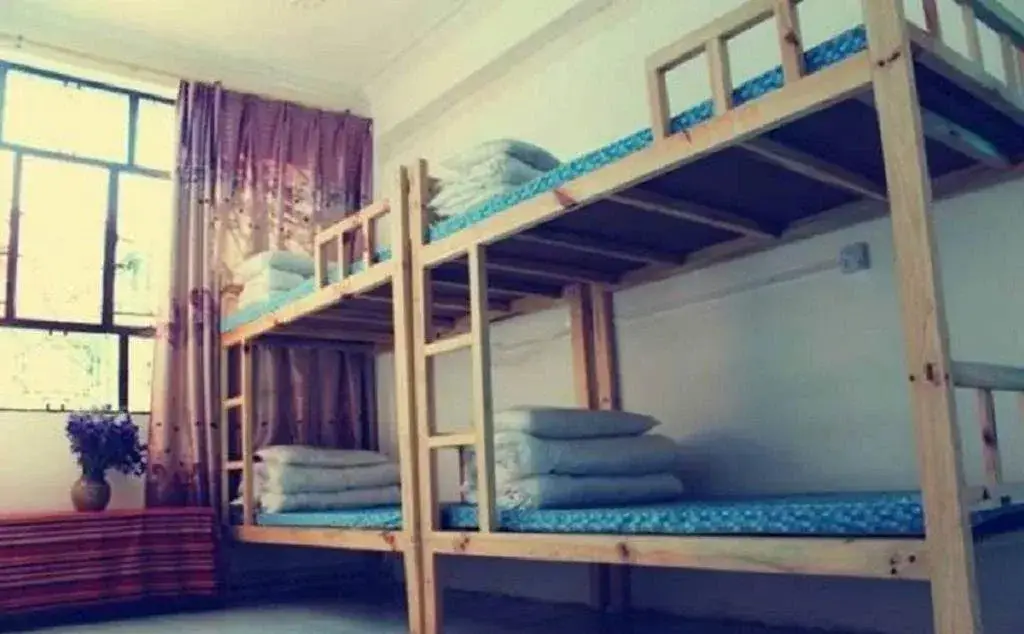 Дали: Wonderful Time Youth Hostel