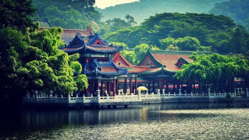 Чжухай: Lavande Hotels Zhuhai Gongbei Port Square Light Rail Terminal