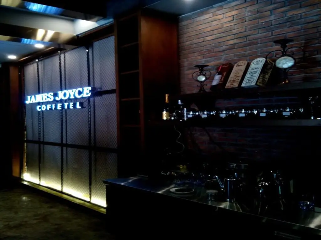 Нанкин: James Joyce Coffetel Hotel Nanjing High Speed Rail Station Branch
