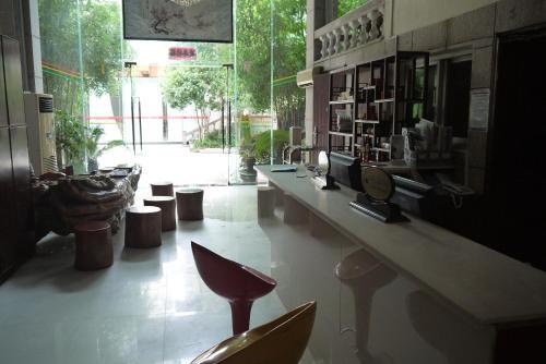 Наньпин: Wuyishan Carnival Villa Hotel