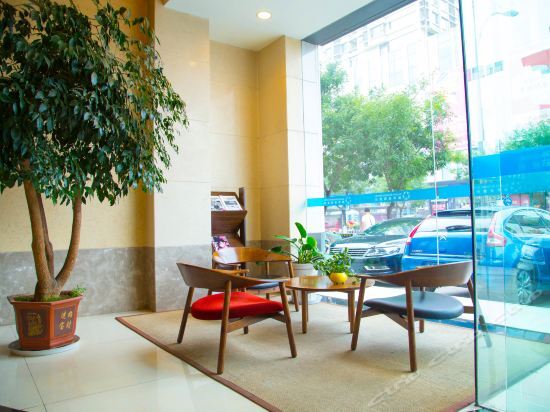 Линьи: Hyatt Place Linyi People’s Square