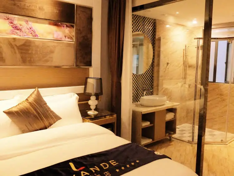 Санья: Lavande Hotel Sanya Sanya Bay Jixiang Street