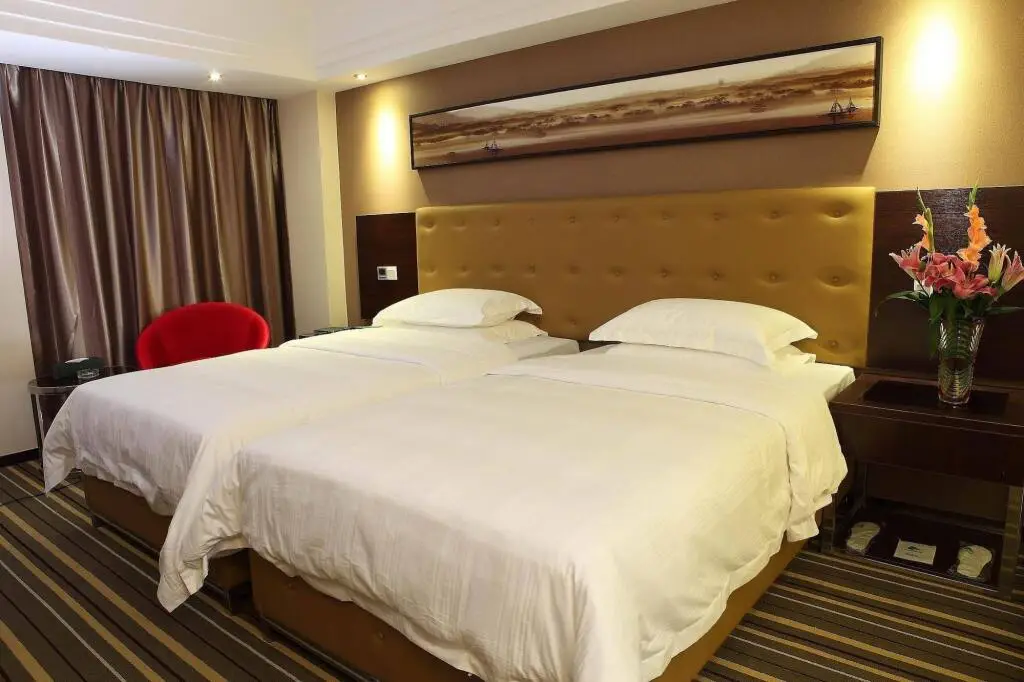 Фошань: Shanshui Fashion Hotel