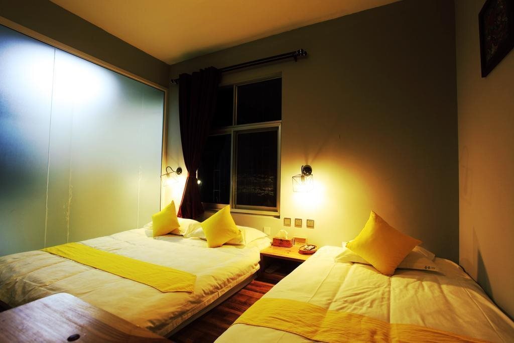 Дали: Dali Buxianshan Boutique Guesthouse