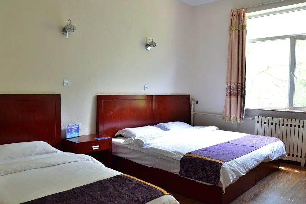 Пекин: Yijie Holiday Hotel Shidu Jinmatai
