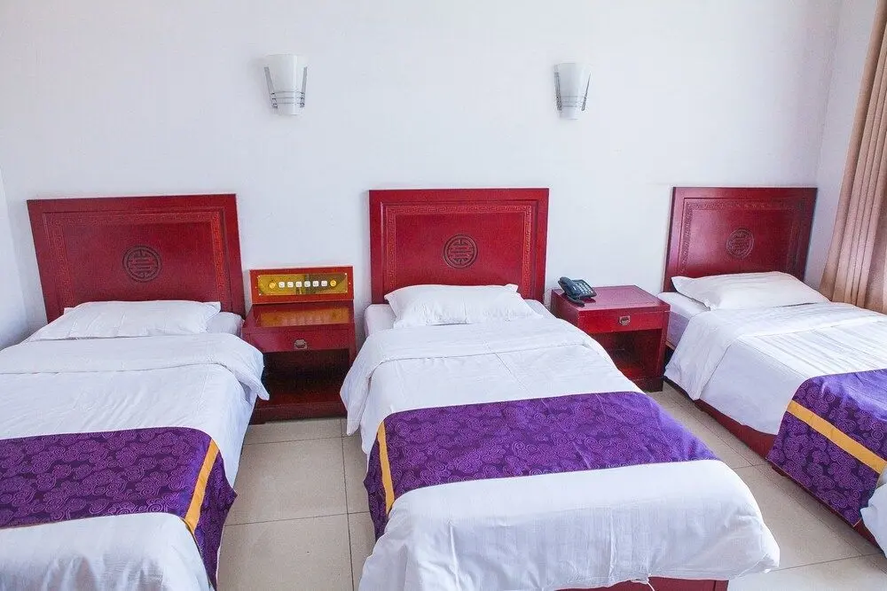 Пекин: Yijie Holiday Hotel Shidu Jinmatai