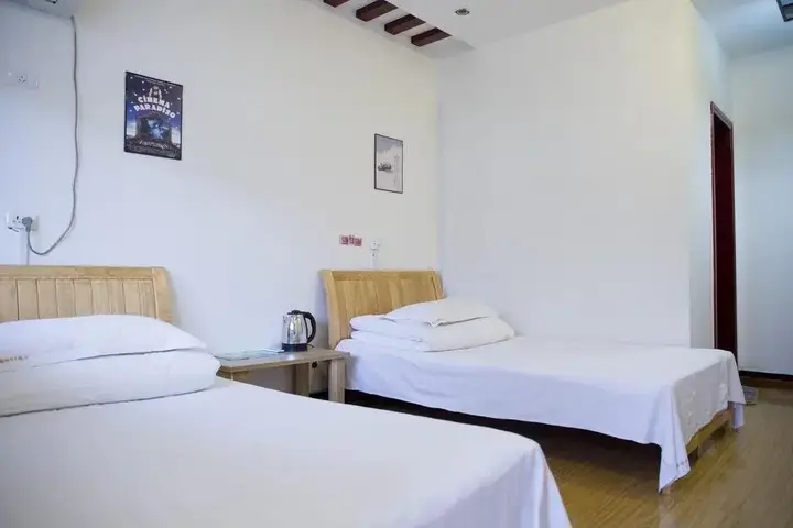Чжэнчжоу: Dengfeng Cangjingge International Youth Hostel