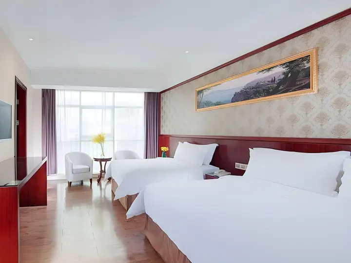 Гуанчжоу: Vienna Hotel Guangzhou Panyu Chimelong Shiqiao Metro Station