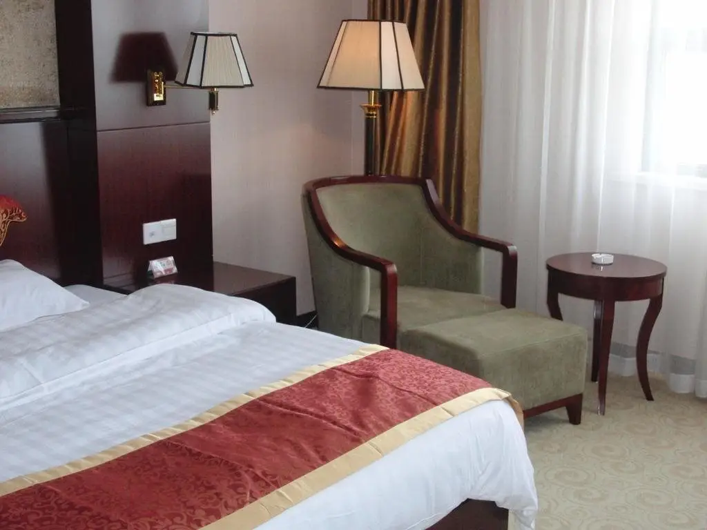 Шанхай: Yasheng Hotel Taicang Shaxi