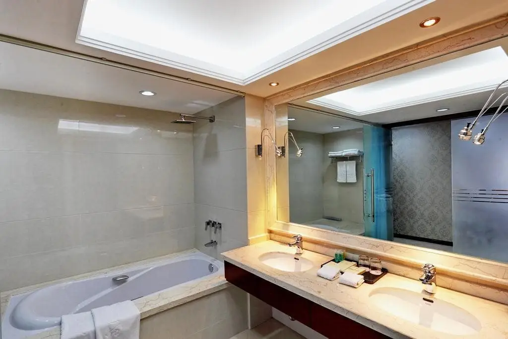 Шанхай: Yasheng Hotel Taicang Shaxi