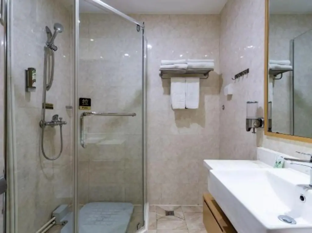 Дежоу: Kombo Hotel Apartment (City Government Aodelle Plaza Branch)