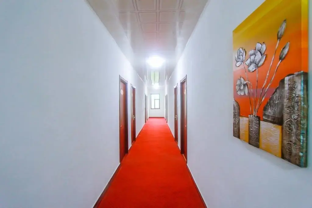 Баодин: Yijie Hotel Baishi Mountain