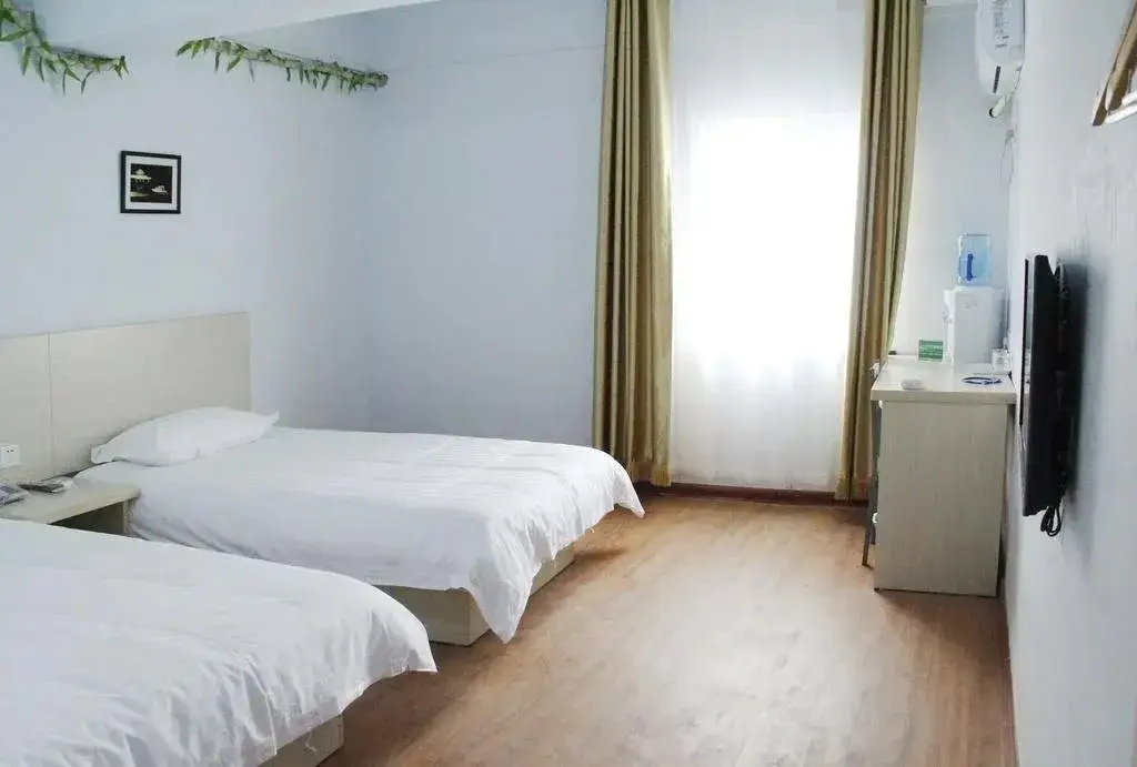 Синтай: Jinghua Hotel Xingtai New Century Plaza