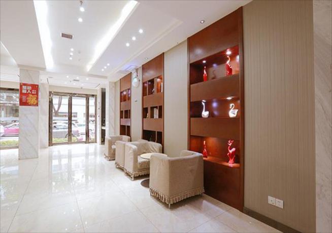 Ухань: City Comfort Inn Wuhan Shuiguohu Street