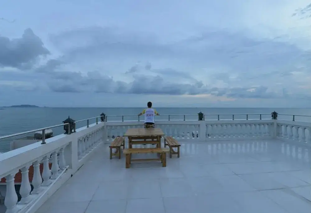 Санья: Wanghaitinchao(三亚望海听潮旅租)