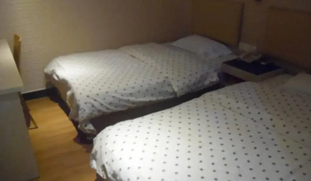 Гуанчжоу: Guangzhou Baiyi Hotel Xingang Road
