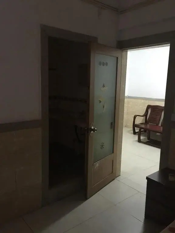 Чжэнчжоу: Xinmi Wanjiale Hotel