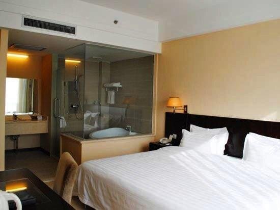 Тяньцзинь: Yilan International Hotel