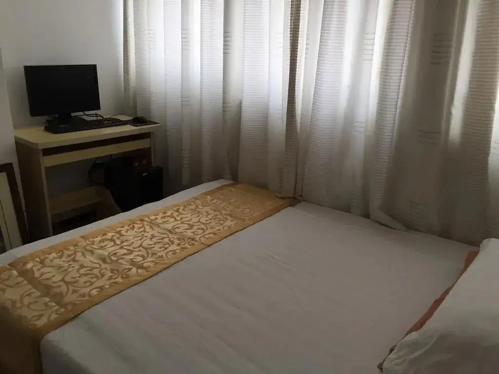 Чжэнчжоу: Yueliangwan Fashion Hostel