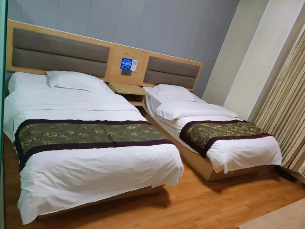 Куньмин: Kunming Huangting Hotel Changshui Airport