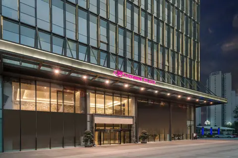 Crowne Plaza Yibin by IHG — фото 1