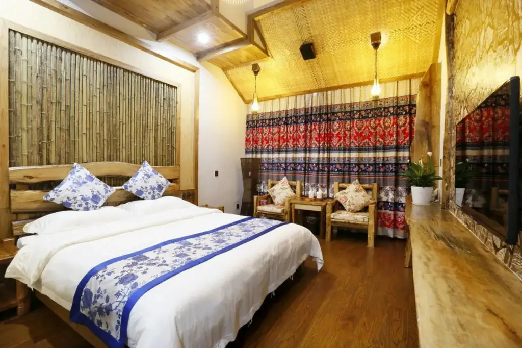 Чжанцзяцзе: Zhangjiajie Huipeng Inn