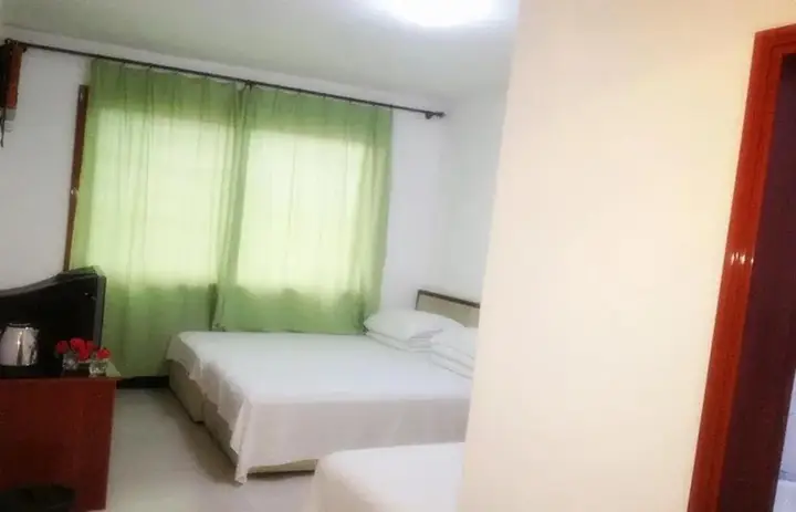Циньхуандао: Yibin Hotel