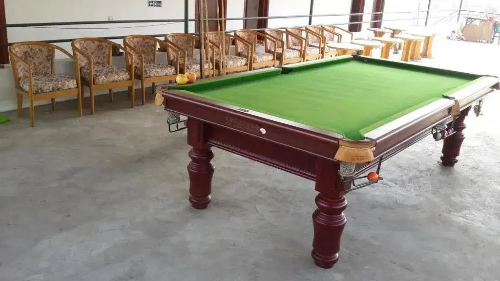 Циньхуандао: Yibin Hotel
