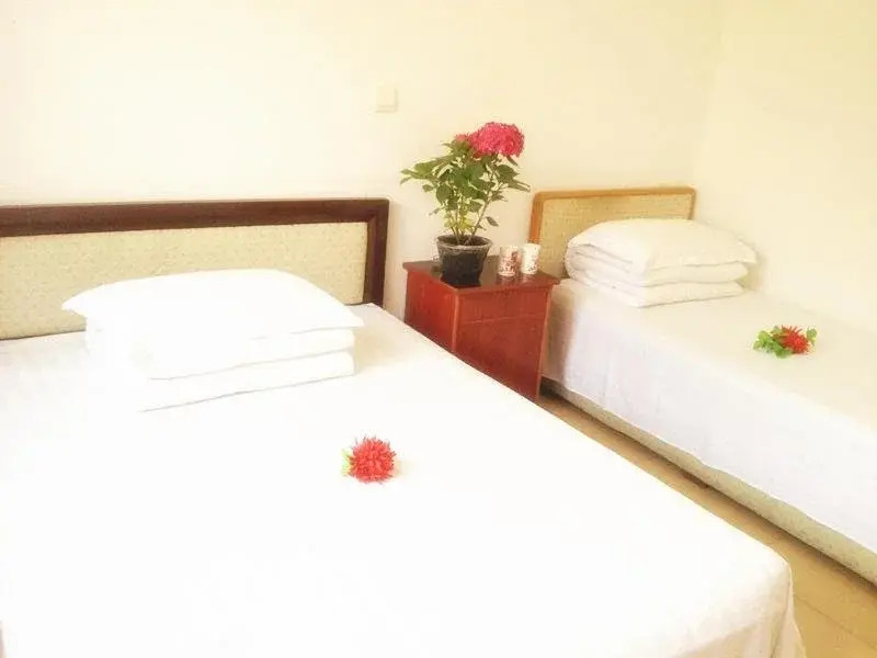Циньхуандао: Yibin Hotel