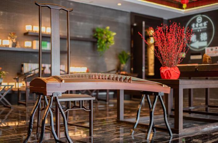 Ханчжоу: Scholars Hotel Hangzhou West Lake Wulin Square Zhejiang University
