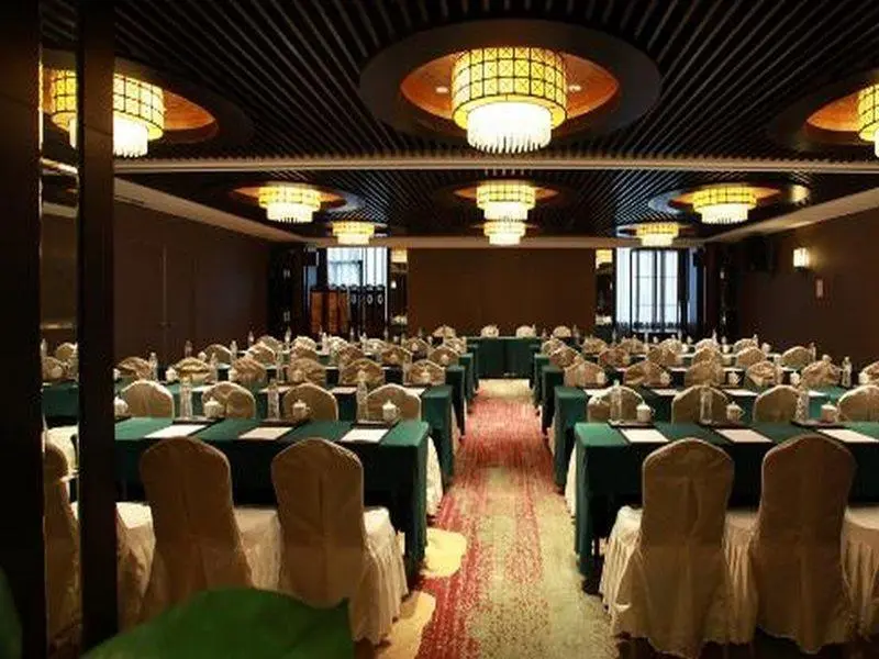 Ханчжоу: Scholars Hotel Hangzhou West Lake Wulin Square Zhejiang University