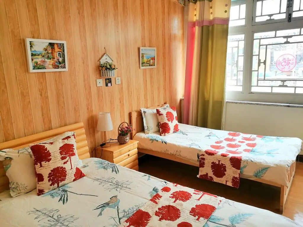Пекин: Beijing Badaling Great Wall Caos Hostel
