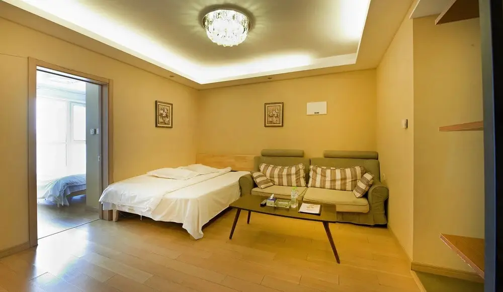 Циндао: Wanke City International Apartment