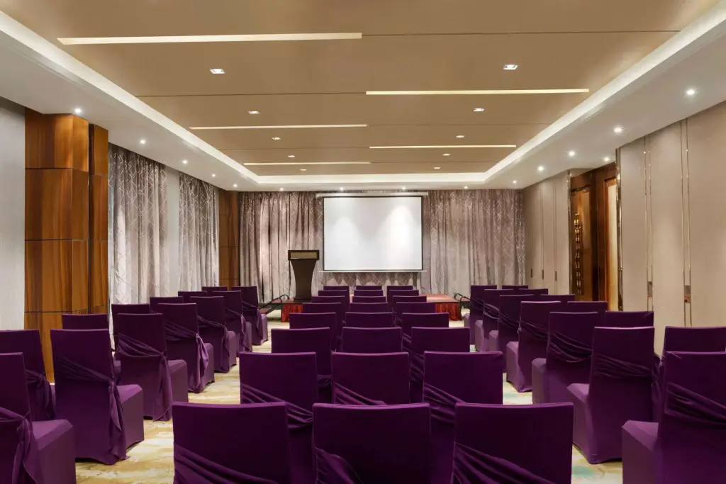 Фошань: Ramada Foshan
