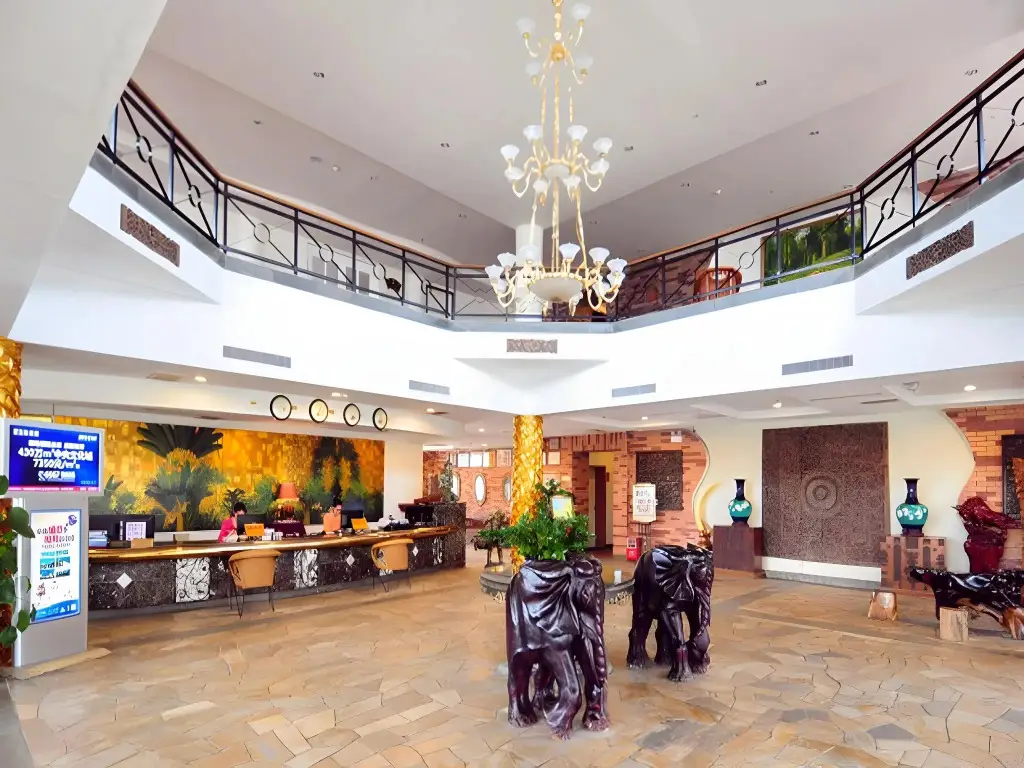 Hainan Noble Yacht Club Hotel — фото 1