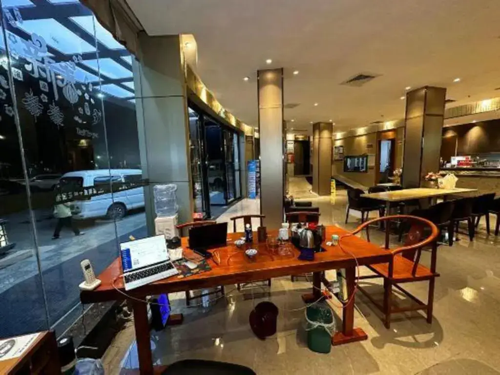 Шэньчжэнь: Weston Hotel