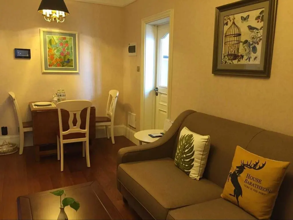 Циндао: Fuying Gailo Qingdao International Hotel Apartment