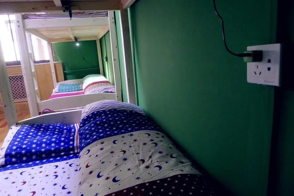 Сиань: Colorful Hostel