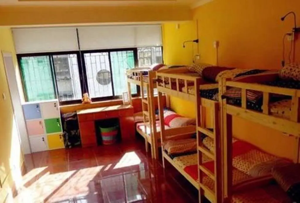 Сиань: Colorful Hostel